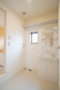 メゾン・ド・華 D 201号-6