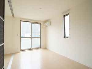 グラティ・ハウス 103号-3