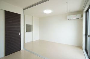 ラ・イルシオン 202号-2