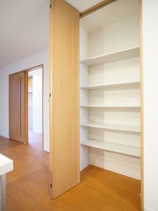 メゾン・ド・アケルナル 103号-5