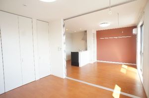 ＩＬ　ＳＯＬＥ 205号-5