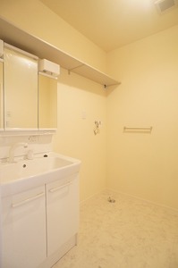 サンシャインヒルズ 102号-5