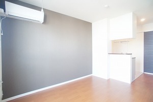 サンシャインヒルズ 110号-2