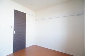 サンシャインヒルズ 110号-8