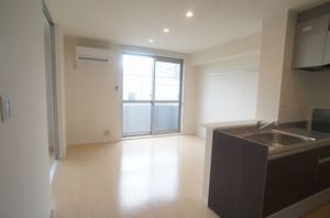 シャーメゾン　ノアール 102号-2