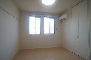 シャーメゾン　ノアール 202号-8