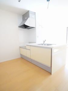 Ｇａｒｄｅｎ　Ｃｏｕｒｔ　千波 103号-4