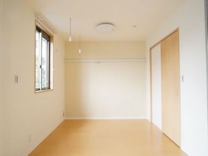 Ｇａｒｄｅｎ　Ｃｏｕｒｔ　千波 103号-5