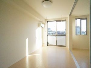 ピエールリヴィエール　Ｅ 105号-3