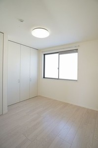 ロイヤルヒルズ　Ⅰ 203号-5