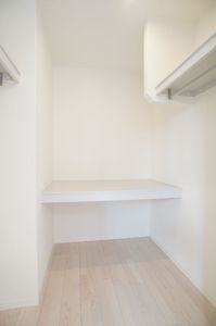 プチメゾンエスト 201号-8