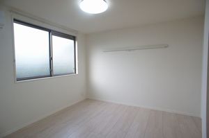 エレガンスヒルズ　Ｃ 101号-5