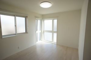 グレイシャス 301号-5