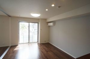 Ｃｈａｒｍｅ　ｄｅ　ｌａ　ｐａｉｘ 101号-2