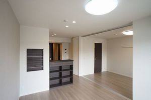 Ｃｈａｒｍｅ　ｄｅ　ｌａ　ｐａｉｘ 202号-3