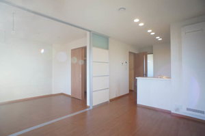 カーサ・ベルデA 201号-3