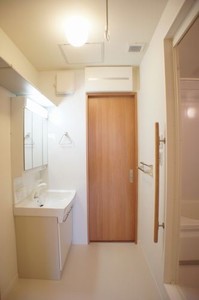 コンフォート・アイ 203号-9