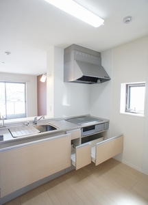 プレヴィスタ 303号-7