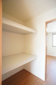 ピッコリーノ　Ｅ 101号-6