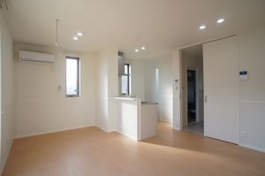 グリーンセントＥ 101号-3