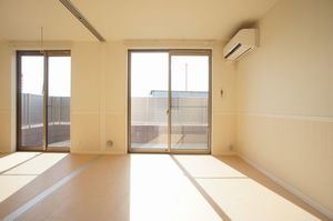 ココ・ブラウン 101号-2