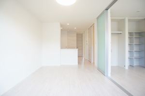 ボンヌ・リヴィエール 201号-3