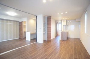 グランピア 201号-2