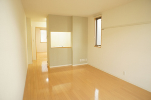 メゾン・コンフォート B 101号-2