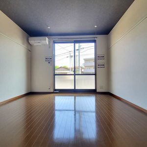 コンフォート中川 103号-2