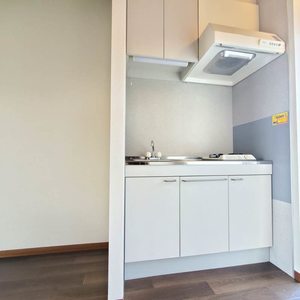 コンフォート中川 103号-3