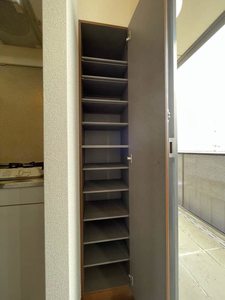 コンフォート中川 202号-2