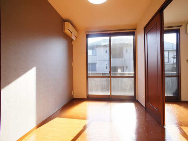 フレアパレスＢ 101号-2