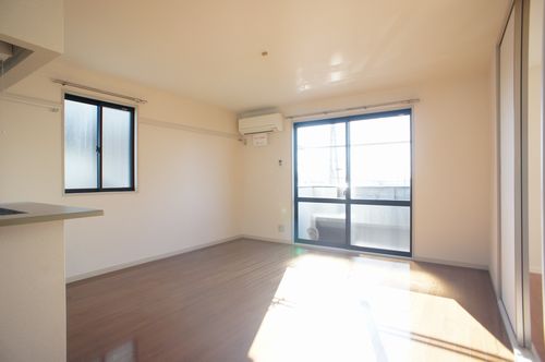 ラフォーレ　ハピネスＢ 201号-3