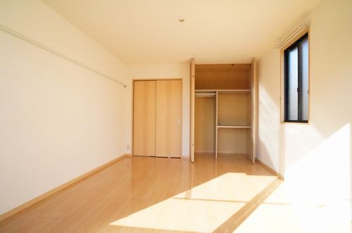 メゾン　グリシーヌＢ 101号-3