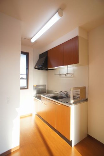 グラン・ソレーユB 202号-3