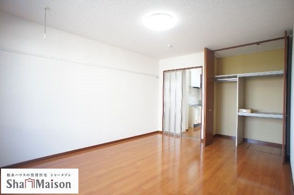 メゾンボヌールⅡ 206号-4