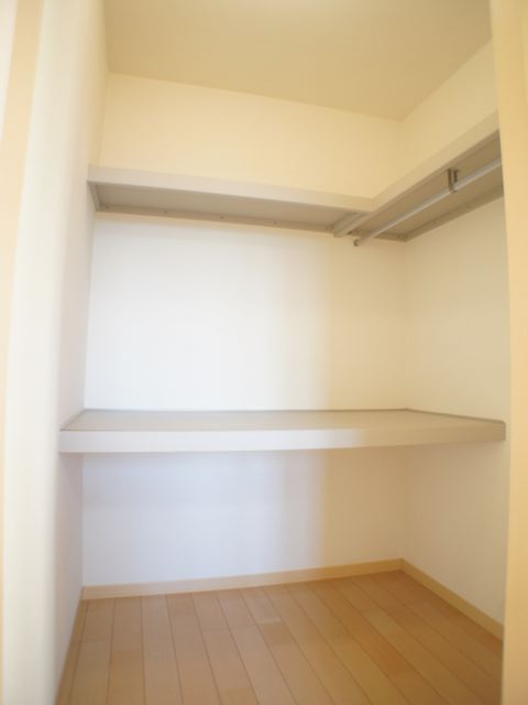 メゾン・ブランシェ 202号-6