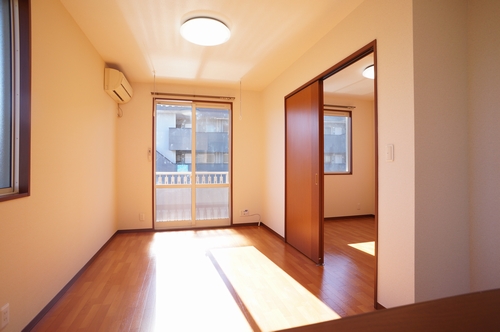 メゾン・ブランシェ 201号-3