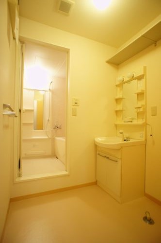 ヴィヴァーチェ B 202号-8