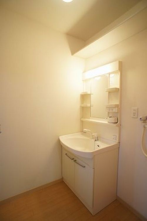 グランパルテールＡ 201号-6