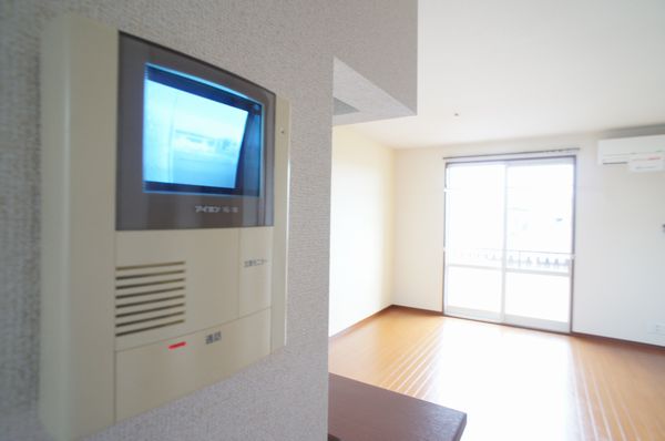 メゾン・ファミールＣ 201号-5