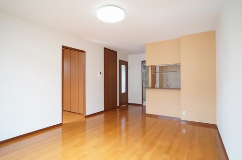 シャインヒルコート弐番館 103号-3