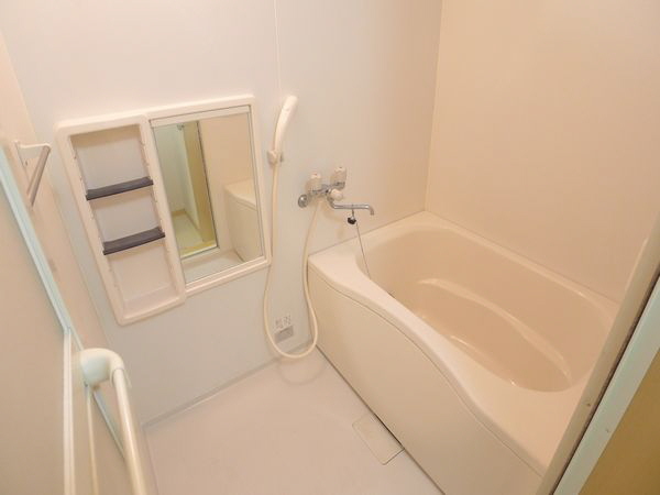 パインハイツ城山Ｂ 102号-8