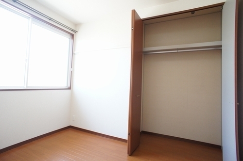 メゾン・ド・マロンC 201号-8