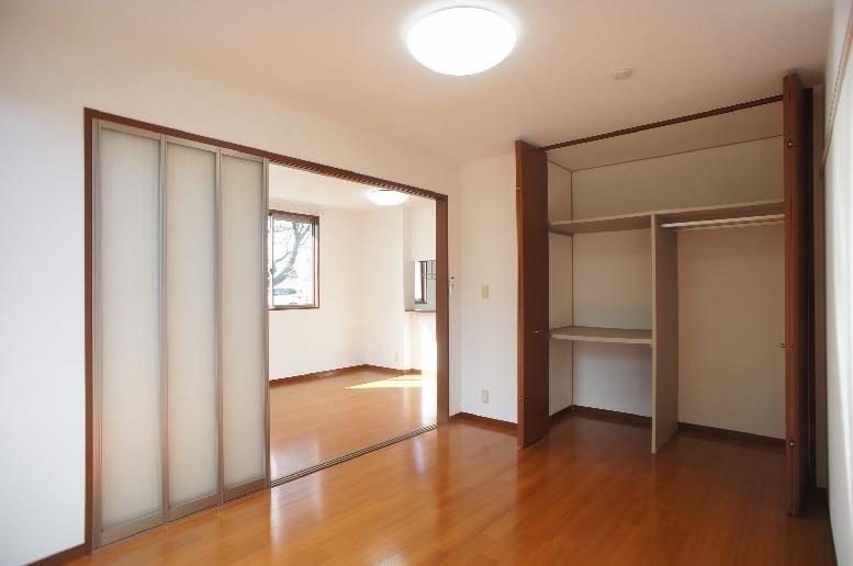 ユートピア・パーク 102号-8