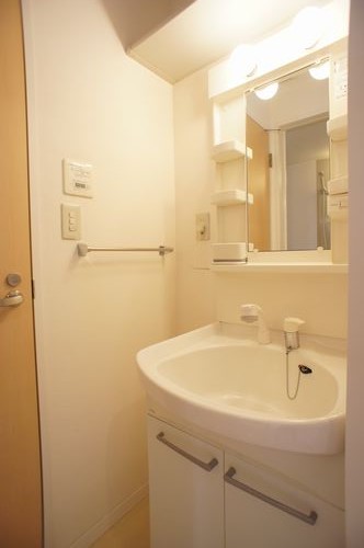 ドムス・ミネＡ 102号-8