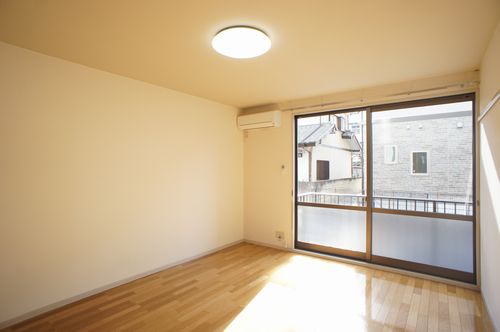 プレミール・ジュネス 103号-3