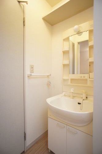 プレミール・ジュネス 103号-7