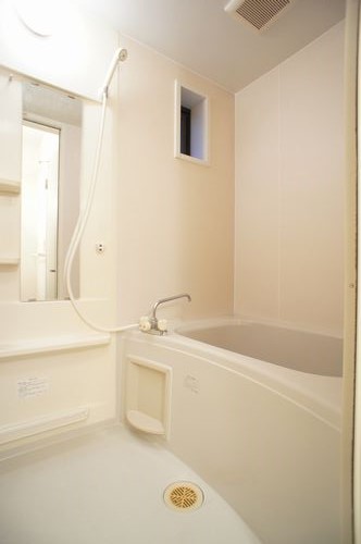 プレミール・ジュネス 202号-5