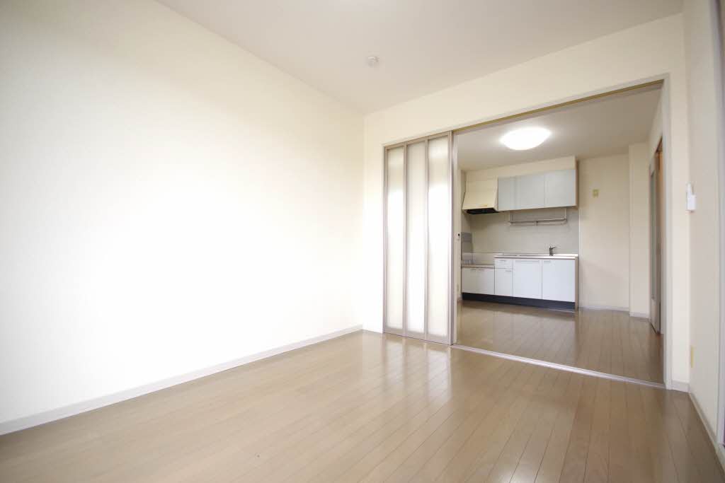 シャトーボヌール　Ｂ 102号-3